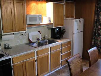 Cabana The Wayfarer Resort