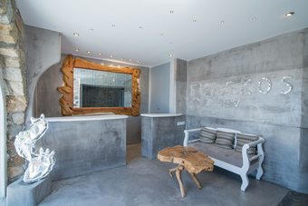 Hotel Flaskos Suites