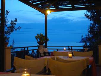 Mounda Beach Hotel