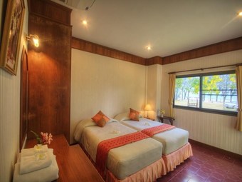 Hotel Samroiyod Holiday Resort