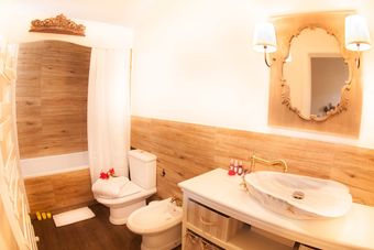 Rusticae Hotel Teatrisso