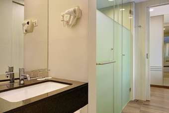 Hotel Ibis Styles Makassar Sam Ratulangi
