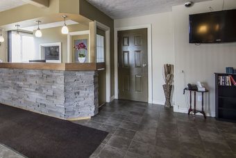 Posada Econo Lodge Inn & Suites