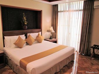 Maxandrea Hotel