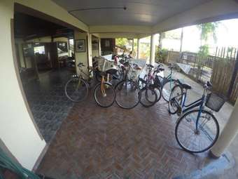 Hotel Above The Sea Guesthouse