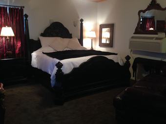 Bed & Breakfast Echo Canyon Spa Resort