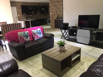 Hotel Gecko Inn Guest House