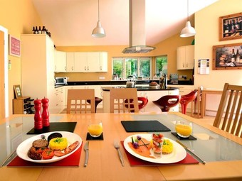 Bed & Breakfast Black Burn Lodge