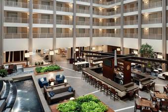 Hotel Embassy Suites By Hilton Cincinnati Rivercenter
