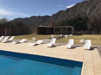 Cha�armuyo Hotel De Vino