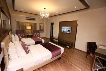 Hotel Ramada By Wyndham Multan