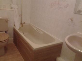 Bed & Breakfast Rolles Court