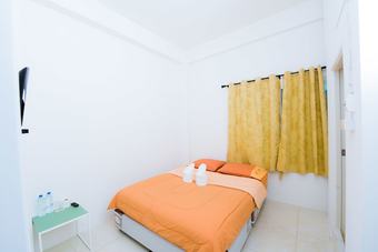 Hotel Nadpob Mansion