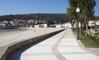 Apartment In Dumbria A Coruna 102113 By Mo Rentals