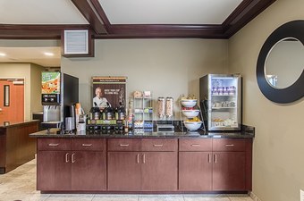 Hotel Cobblestone Inn & Suites - Guernsey