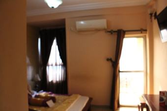 Hotel Mbouoh Star Palace