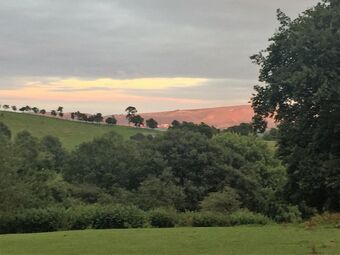 Cabana Long Mountain Centre