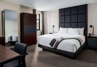Distrikt Hotel Pittsburgh, Curio Collection By Hilton