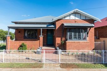 Villa Clarinda Street Apartments By Kirsten Serviced Accommodation