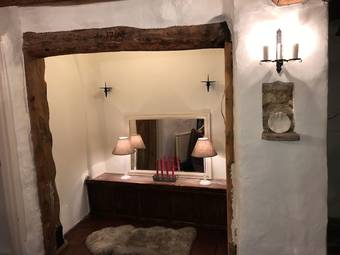 Family Friendly Cosy, Comfortable Historic Cottage