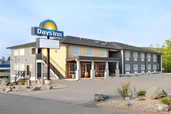 Hotel Days Inn By Wyndham 100 Mile House