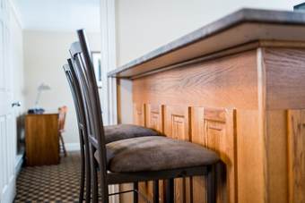 Hotel Royal Inn & Suites