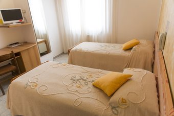 Hotel Supersonik