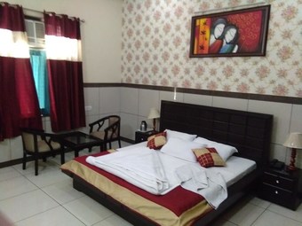 Hotel Primrose Regency