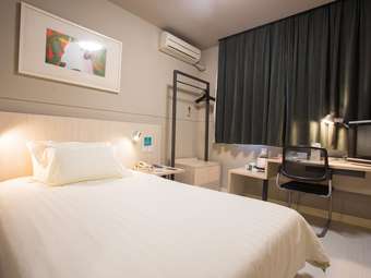 Hotel Jinjiang Inn Baoqou Salaqi Railway Station