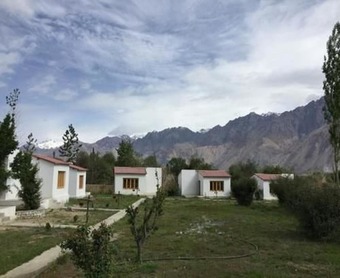 Hotel Himalayan Eco Resort