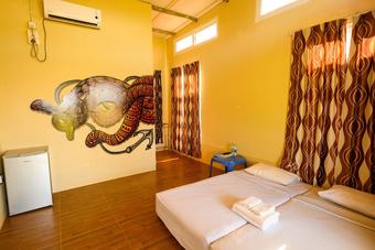 Hotel Lover View Pool Bar & Bungalows