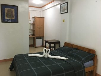 Hotel El Pueblo Rhizort