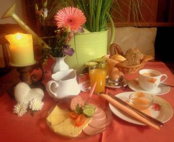 Hostal Schmankerl Hotel Bauer