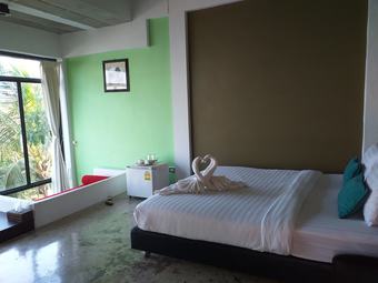 Hotel Plern Salaya Resort