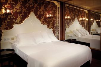 Hostal La França Travellers - Adults Only