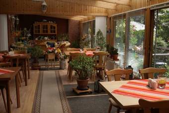 Hostal Pension Seem�we