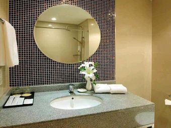 Silk Road Hotel