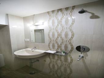 Oyo 6251 Hotel Wildfire