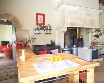 House With 6 Bedrooms In Montignac-charente, With Private Pool, Enclosed Garden And Wifi - 20 Km From The Beach