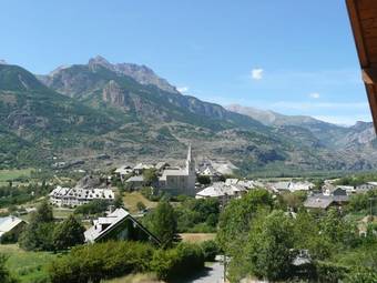 Apartment With One Bedroom In Saint-crepin, With Wonderful Mountain View, Enclosed Garden And Wifi