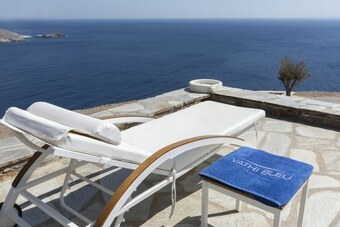 Vathi Bleu Private Villas