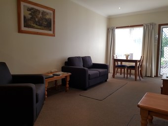 Colonial Motel And Serviced Apartments