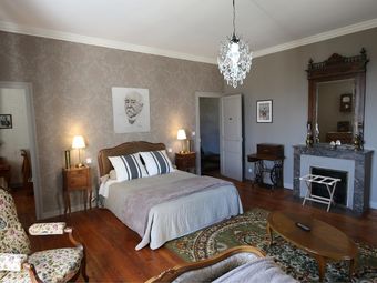 Hotel Le Petit Ch�teau Des Cedres