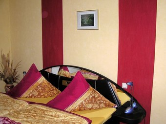 Apartamentos Pension Haus M�ckenheim