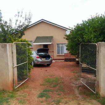 Bed & Breakfast Nhlangano Bnb