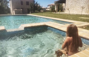 Villa Luxurious Stone House In Elani