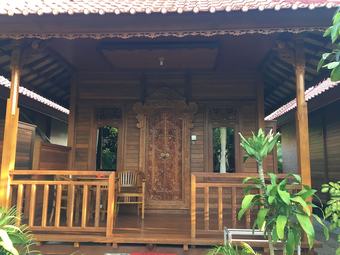 Bed & Breakfast Putra 7 Cottage