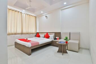 Oyo 12309 Hotel Ananya