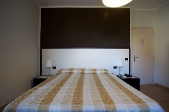 Hotel Lido Di Angera