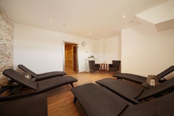 Hotel ?ervenohorsk� Sedlo